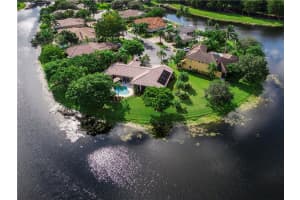 9671 NW 67th Pl, Parkland, FL 33076, Sold 11/15/19