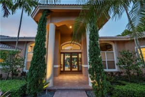 9671 NW 67th Pl, Parkland, FL 33076, Sold 11/15/19