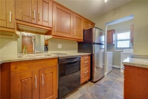 2911 NE 8th Terrace, Wilton Manors, FL 33334, Sold 09/30/19