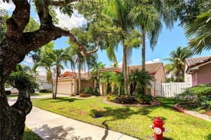 1983 Water Ridge Dr, Weston, FL 33326, Sold 12/13/19