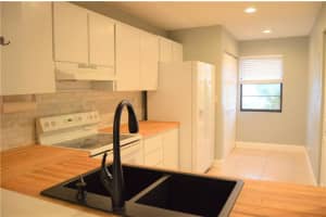 11 N Valencia Dr, Davie, FL 33324, Sold 10/02/19