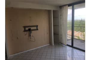 2500 NE 135th St B808, North Miami, FL 33181, Sold 11/11/19