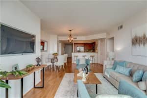 401 SW 4th Ave, Fort Lauderdale, FL 33315, Sold 11/22/19