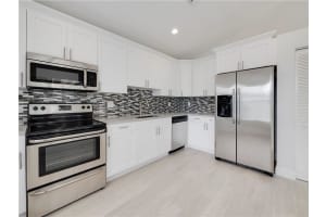 1069 Fairfax Cir W, Boynton Beach, FL 33436, Sold 11/20/19