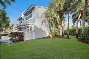 1086 Jeffery St, Boca Raton, FL 33487, Sold 09/26/19