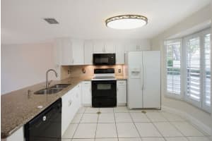 1086 Jeffery St, Boca Raton, FL 33487, Sold 09/26/19