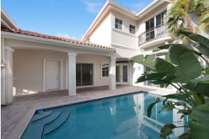 1580 Shoreline Way, Hollywood, FL 33019, Sold 05/23/21