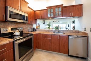 3993 Cypress Reach Ct, Pompano Beach, FL 33069, Sold 10/28/19