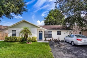 9437 NW 45th St, Sunrise, FL 33351, Sold 10/15/19