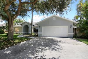 4222 SW 78th Dr, Davie, FL 33328, Sold 10/18/19
