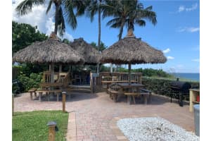 800 SE 20th Ave, Deerfield Beach, FL 33441, Sold 08/03/20