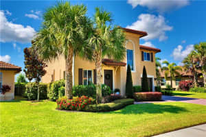 5030 Manchia Dr, Lake Worth, FL 33463, Sold 12/19/19