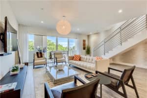 1025 NE 18th Ave, Fort Lauderdale, FL 33304, Sold 12/17/19