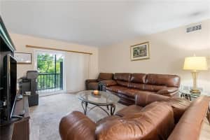 3101 Oakland Shores Dr APT H205, Oakland Park, FL 33309, Sold 10/11/19
