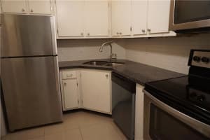 669 W Oakland Park Blvd #215b, Wilton Manors, FL 33311, Sold 12/30/19