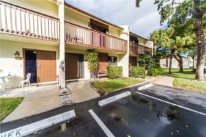 865 NW 47th St, Pompano Beach, FL 33064, Sold 01/06/20