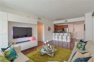 350 SE 2nd St, Fort Lauderdale, FL 33301, Sold 02/06/20