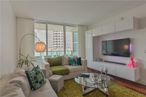 350 SE 2nd St, Fort Lauderdale, FL 33301, Sold 02/06/20