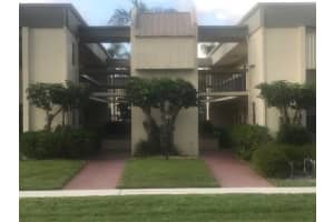 285 SE 10th St a11, Deerfield Beach, FL 33441, Sold 11/19/19