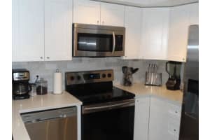 3935 Village Dr, Delray Beach, FL 33445, Sold 12/19/19