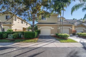 2140 Pasa Verde Ln, Weston, FL 33327, Sold 04/23/20