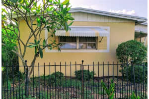 885 Balfrey Dr S, West Palm Beach, FL 33413, Sold 12/03/19