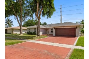 816 E Plantation Cir, Plantation, FL 33324, Sold 11/04/19