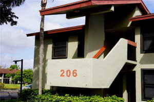 206 Lake Pointe Dr, Oakland Park, FL 33309, Sold 02/11/20