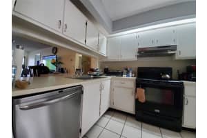 206 Lake Pointe Dr, Oakland Park, FL 33309, Sold 02/11/20