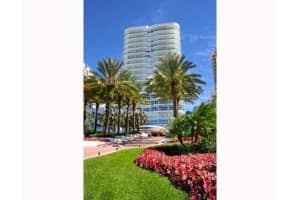 10101 Collins Ave # Cab31, Bal Harbour, FL 33154, Sold 12/05/19