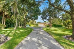 5610 Pine Tree Rd, Coral Springs, FL 33067, Sold 09/26/19