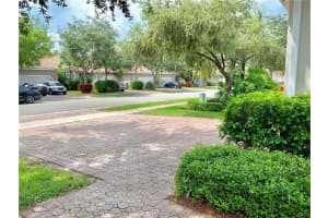 2400 E Aragon Blvd, Sunrise, FL 33313, Sold 12/11/19