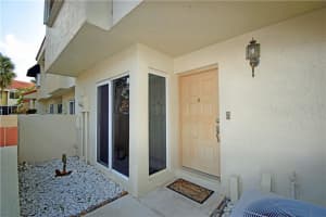 7906 NW 7th Ct, Plantation, FL 33324, Sold 04/03/20