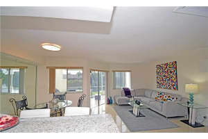 7906 NW 7th Ct, Plantation, FL 33324, Sold 04/03/20