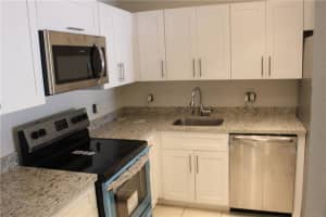 770 SE 2nd Ave APT E204, Deerfield Beach, FL 33441, Sold 10/30/19