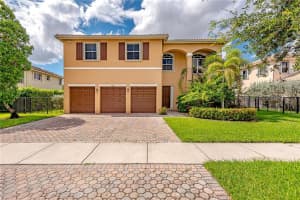 10492 SW 54th St, Cooper City, FL 33328, Sold 01/07/20