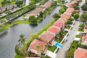 7316 Viscaya Cir, Margate, FL 33063, Sold 11/22/19