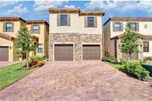 5205 NW 50th Terrace, Tamarac, FL 33319, Sold 10/25/19