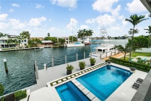 1737 SE 14th St, Fort Lauderdale, FL 33316, Sold 01/30/20
