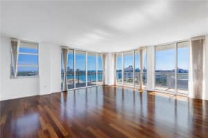 1819 SE 17th St, Fort Lauderdale, FL 33316, Sold 10/08/20