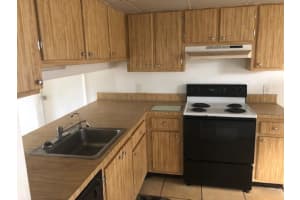 5470 Lakewood Cir S, Margate, FL 33063, Sold 01/13/20