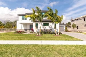 9557 Captiva Cir, Boynton Beach, FL 33437, Sold 07/06/20