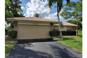 11472 NW 41st St, Coral Springs, FL 33065, Sold 01/17/20