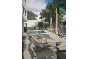 800 SE 4th St, Fort Lauderdale, FL 33301, Sold 03/03/20
