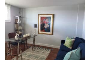 800 SE 4th St, Fort Lauderdale, FL 33301, Sold 03/03/20