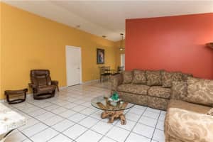 9312 NW 121st St, Hialeah Gardens, FL 33018, Sold 12/05/19