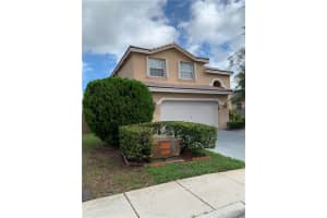 10541 SW 14th Ct, Pembroke Pines, FL 33025, Sold 07/22/20