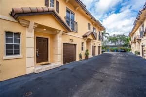 705 NE 43rd St, Oakland Park, FL 33334, Sold 01/09/20