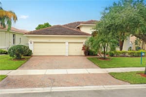 6113 SW 191st Ave, Fort Lauderdale, FL 33332, Sold 07/31/20