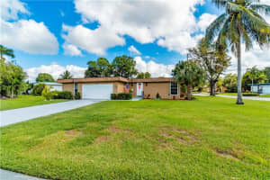 7018 NW 64th St, Tamarac, FL 33321, Sold 04/10/20